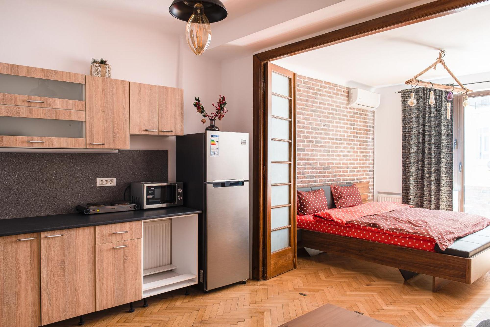 Heart Of Downtown 3 Rooms Apartment Self Check In Bukarest Kültér fotó