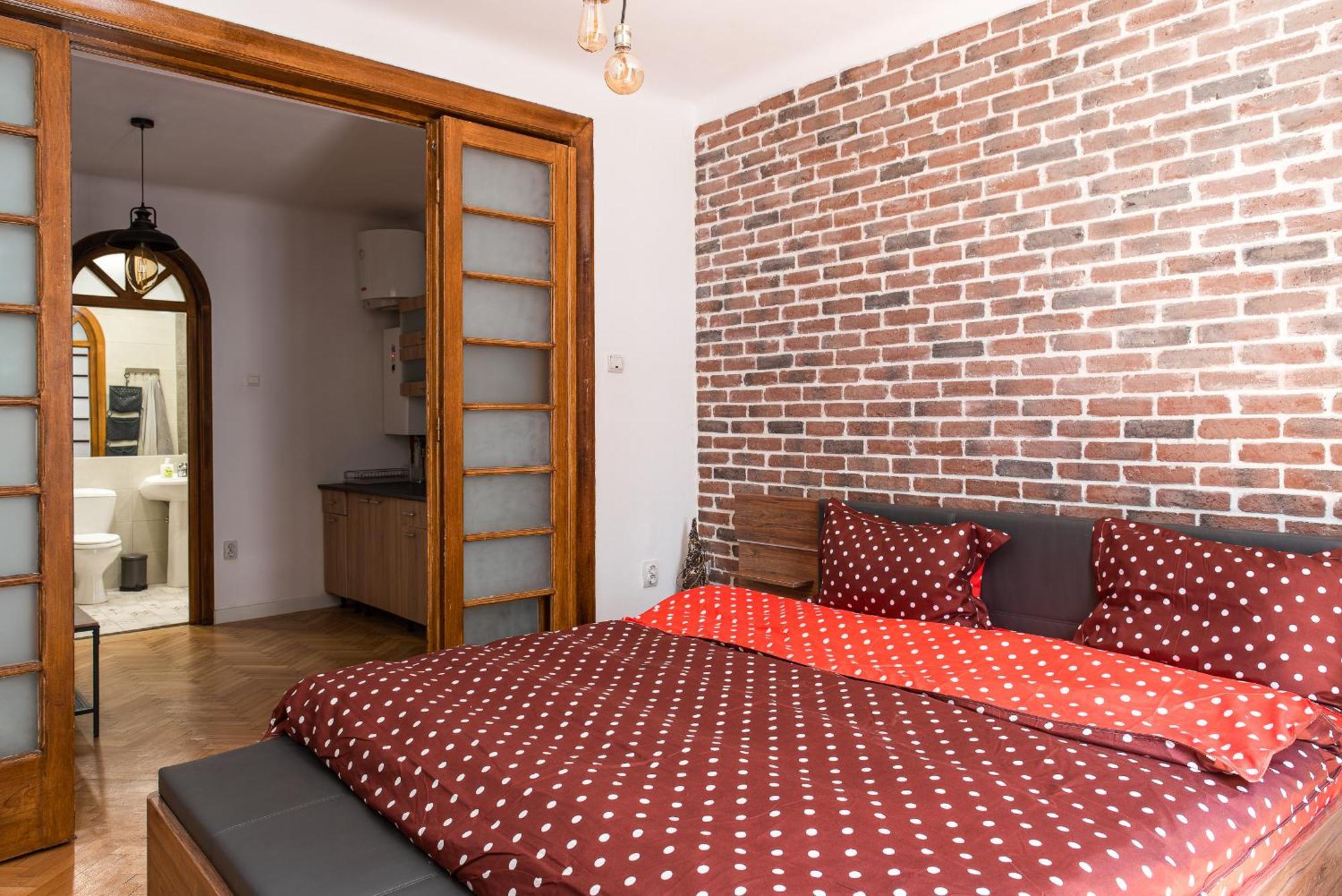 Heart Of Downtown 3 Rooms Apartment Self Check In Bukarest Kültér fotó